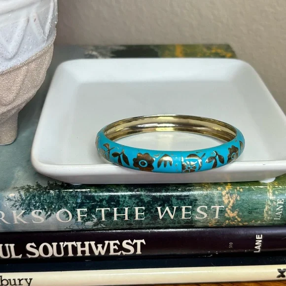 Beautiful Blue & Gold Bangle Bracelet - Picture 4 of 9